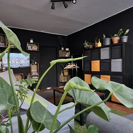 Urban Zenhouse Apartment *