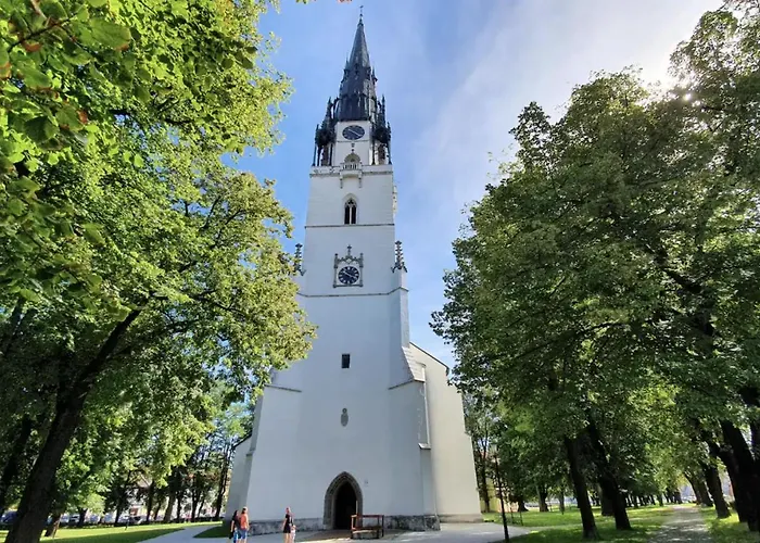 Urban Zenhouse Spišská Nová Ves